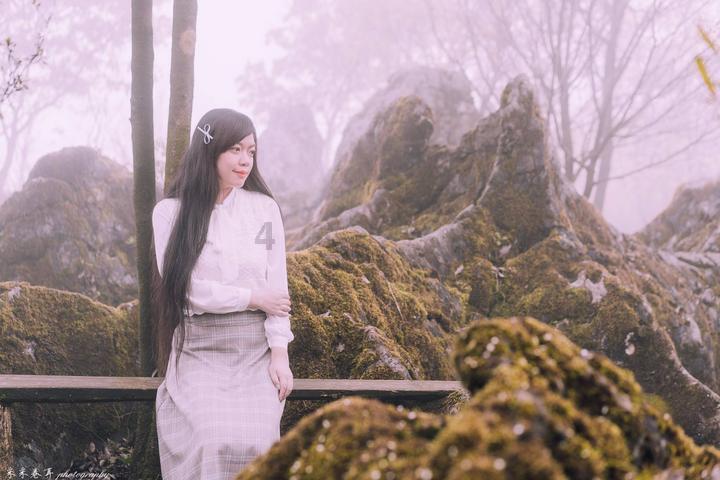 纹绣师需要确保设计出的眉形具有良好的对称性和比例。齐人心科技